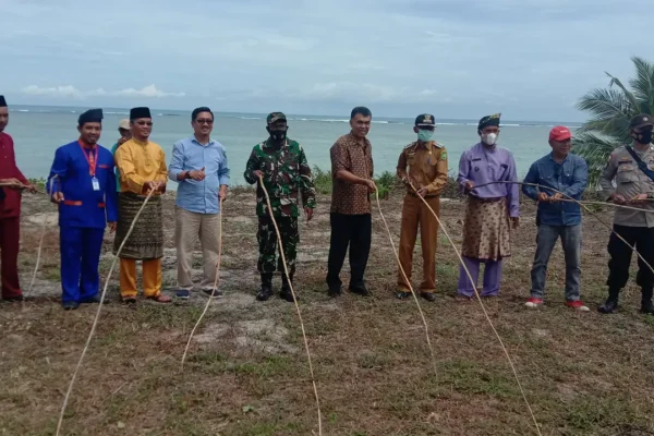 Bupati Natuna Cen Sui Lan Buka Festival Budaya Daerah | Hiburan