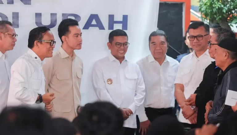 Peserta BPJS Ketenagakerjaan Dapatkan BSU, Wapres dan Menaker Tinjau