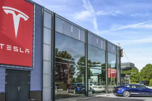 Tesla Resmi Buka Showroom Pertama di Mumbai pada 15 Juli | Otomotif