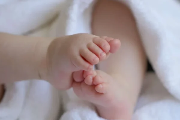 Ibu di Makassar Tewas Bunuh Bayinya Pakai Toples Ibu di Makassar Tewas Bunuh Bayinya Pakai Toples | pembunuhan bayi makassar