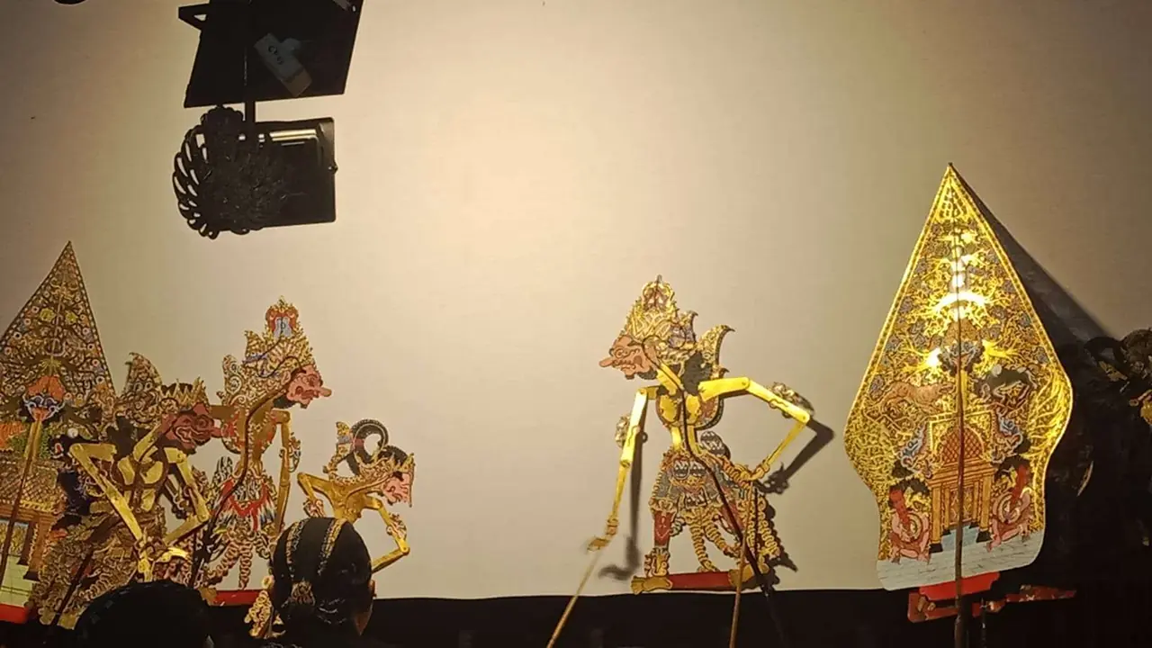 Festival Budaya Tahunan di Solo Tampilkan Pagelaran Wayang Kulit | Hiburan
