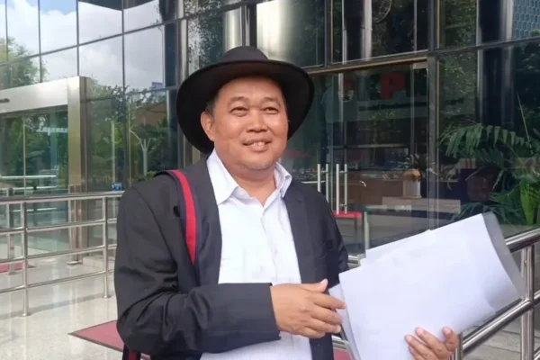 MAKI Minta Kejagung Ajukan Red Notice Interpol untuk Jurist Tan jurist tan