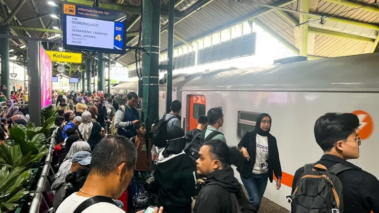 KAI Laporkan 3,19 Juta Penumpang Manfaatkan Promo Tiket Kami | Ekonomi