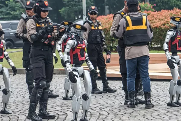 robot polisi
