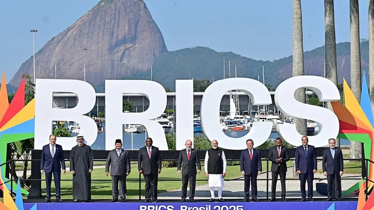 Trump Ancam Tarif 10 Persen untuk BRICS, Indonesia Terdampak | Ekonomi