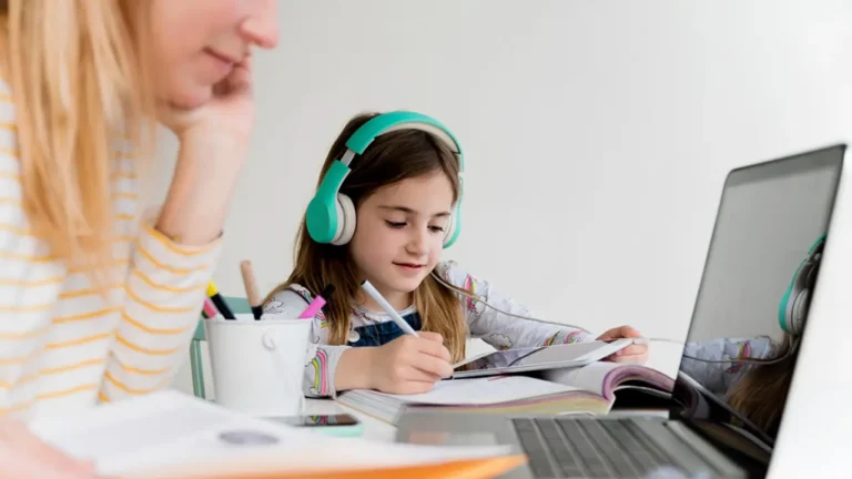 Pengertian dan Manfaat Pembelajaran Hybrid yang Efektif | Teknologi