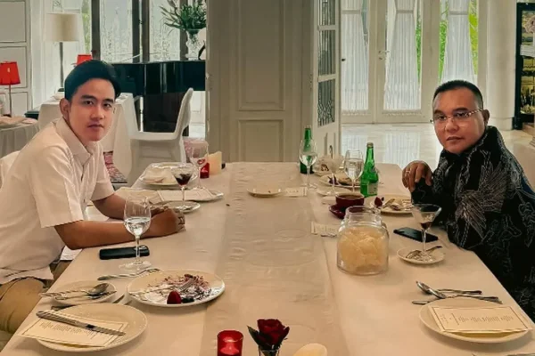 Simbolisasi Makan Siang Antara Gibran dan Dasco Diterangkan Ahli | Sufmi Dasco Ahmad