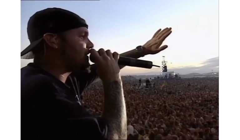 Kontroversi Limp Bizkit di Woodstock 99 dan Kerusuhan yang Terjadi