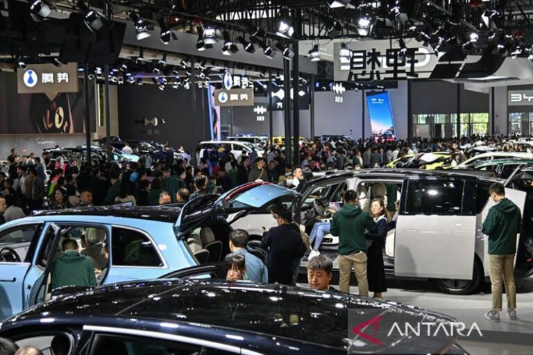 Menuju 2040, China Targetkan 80% Kendaraan Otonom dan NEV