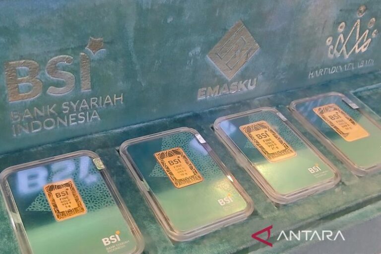 Harga Emas Antam Naik Rp40.000 Menjadi Rp2,38 Juta per Gram