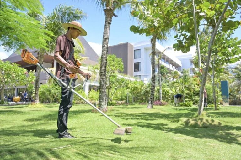 Pekerja Pariwisata Terancam di Wilayah Rawan Bencana