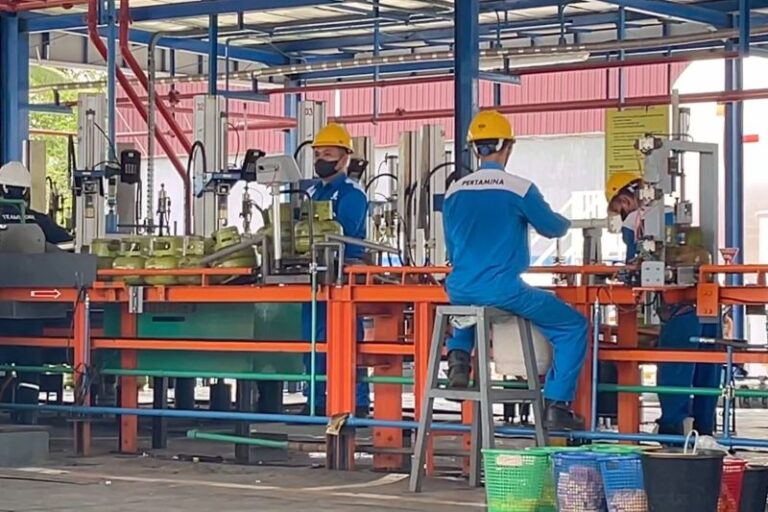Pertamina Tambah 2.370 MT Elpiji untuk Wilayah Sumbar