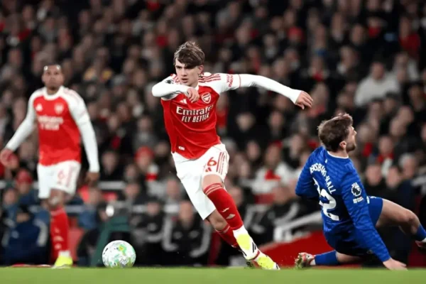 Hasil Arsenal Vs Everton 2-0: Dowman Pecahkan Rekor EPL | arsenal vs everton