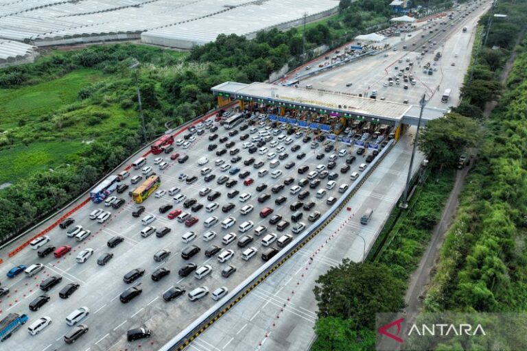 Kedatangan 2,8 Juta Penumpang dan 283 Ribu Kendaraan di Jakarta