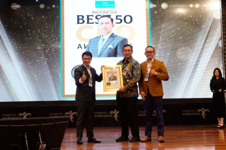 Dirut Bulog Raih Best 50 CEO Awards 2026 Untuk CBP 5 Juta Ton