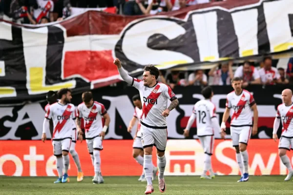 Rayo vs AEK Athena: Rayo Kian Dekat ke Semifinal Eropa | rayo vs aek athena