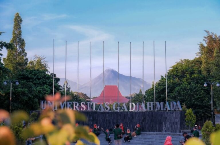Kedokteran dan Akuntansi Jadi Jurusan Paling Saingan Tinggi