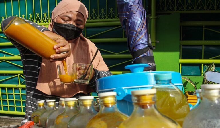 Waspada Jamu Berbahaya: Tips Hindari Efek Instan Negatif